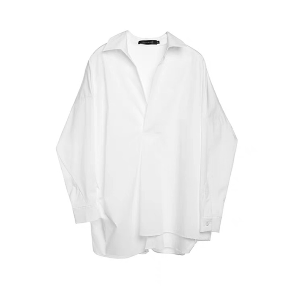Oversized boyfriend shirt